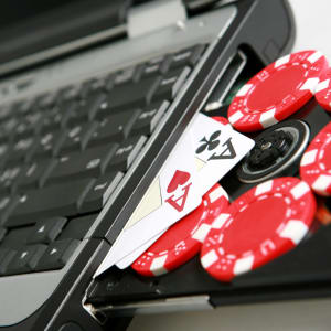 How to Play Video Poker online